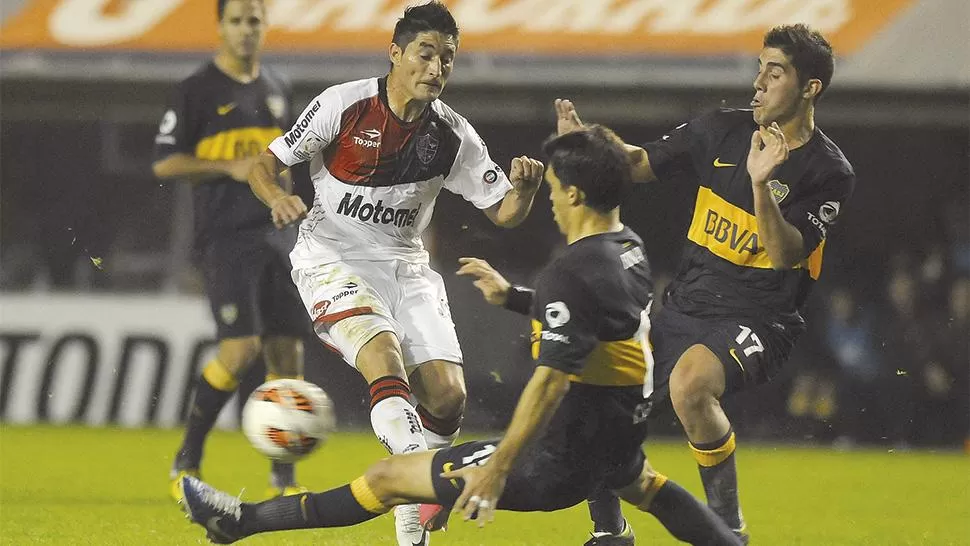 SIGUE EN LA LEPRA. Pretendido en su momento por River y Boca, y después por Olympíque de Marsella, Casco se queda por ahora. FOTO DE ARCHIVO