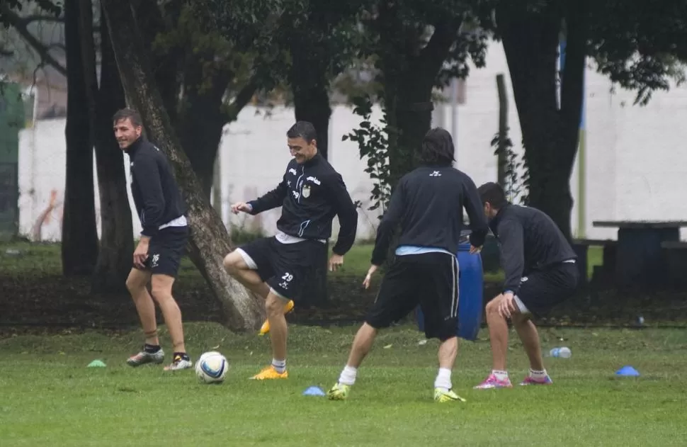 RODAJE. González es uno de los jugadores del plantel “decano” que más minutos acumula junto a Lucchetti, Acosta y Bianchi. la gaceta / foto de jorge olmos sgrosso (archivo)