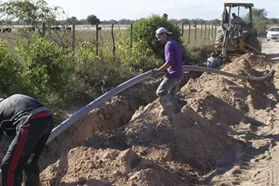 Familias de agricultores de Taco Ralo acceden al agua potable