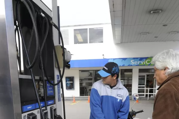 En lo que va del año, la nafta acumula una suba del 10%