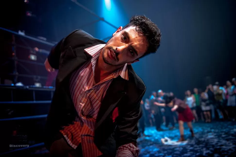 EN FUNCIÓN. En el espectáculo no hay personajes sino roles rotativos. 