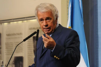 El Gobierno trata de seducir al voto peronista disidente