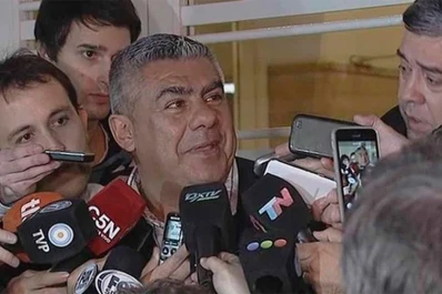 Tapia: no quiero un presidente que se pinte los labios