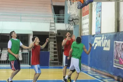 Vildoza confirmó los 12 de Tucumán