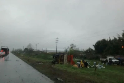 Una camioneta y un camión chocaron esta madrugada en Famaillá