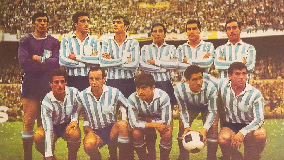 UN EQUIPO INOLVIDABLE. Agustín Cejas fue el arquero de Racing que logró la Intercontinental en 1967.
FOTO TOMADA DE www.taringa.net