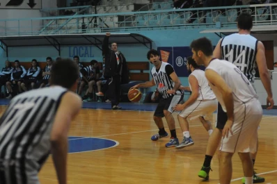 Tucumán define su pasaje al Final Four