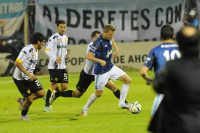 Acosta vivió una noche perfecta en el Monumental