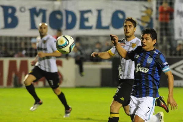 Atlético maduró y derrotó a Santamarina