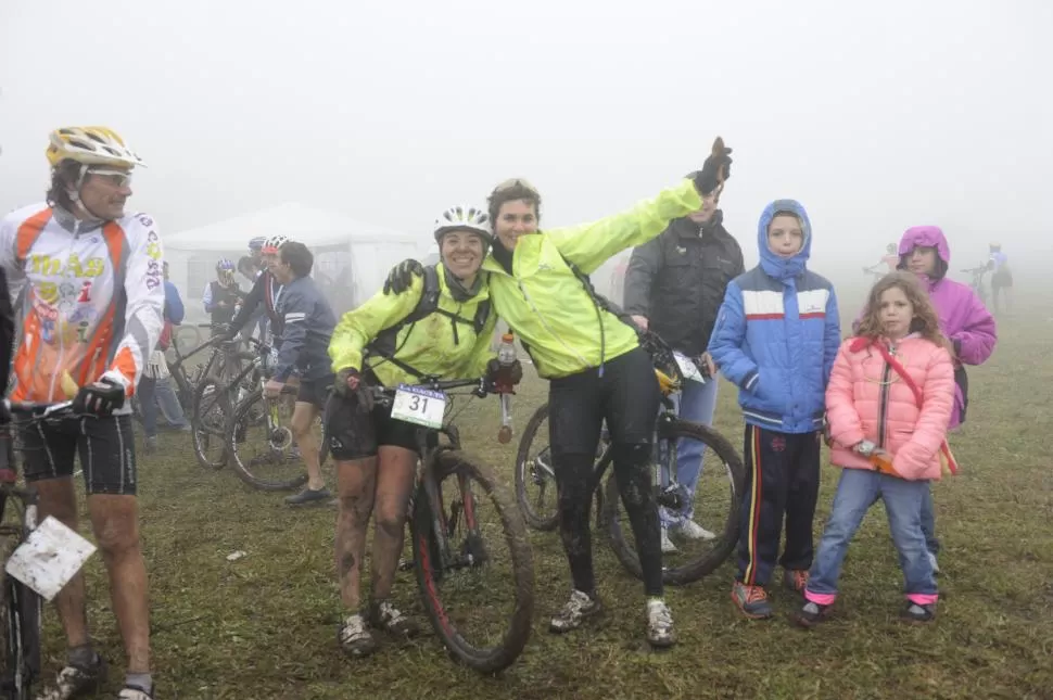 RIONEGRINAS. Paula Di Nasso y Julia Rossi corrieron por segunda año consecutivo. la gaceta / fotos de Florencia Zurita