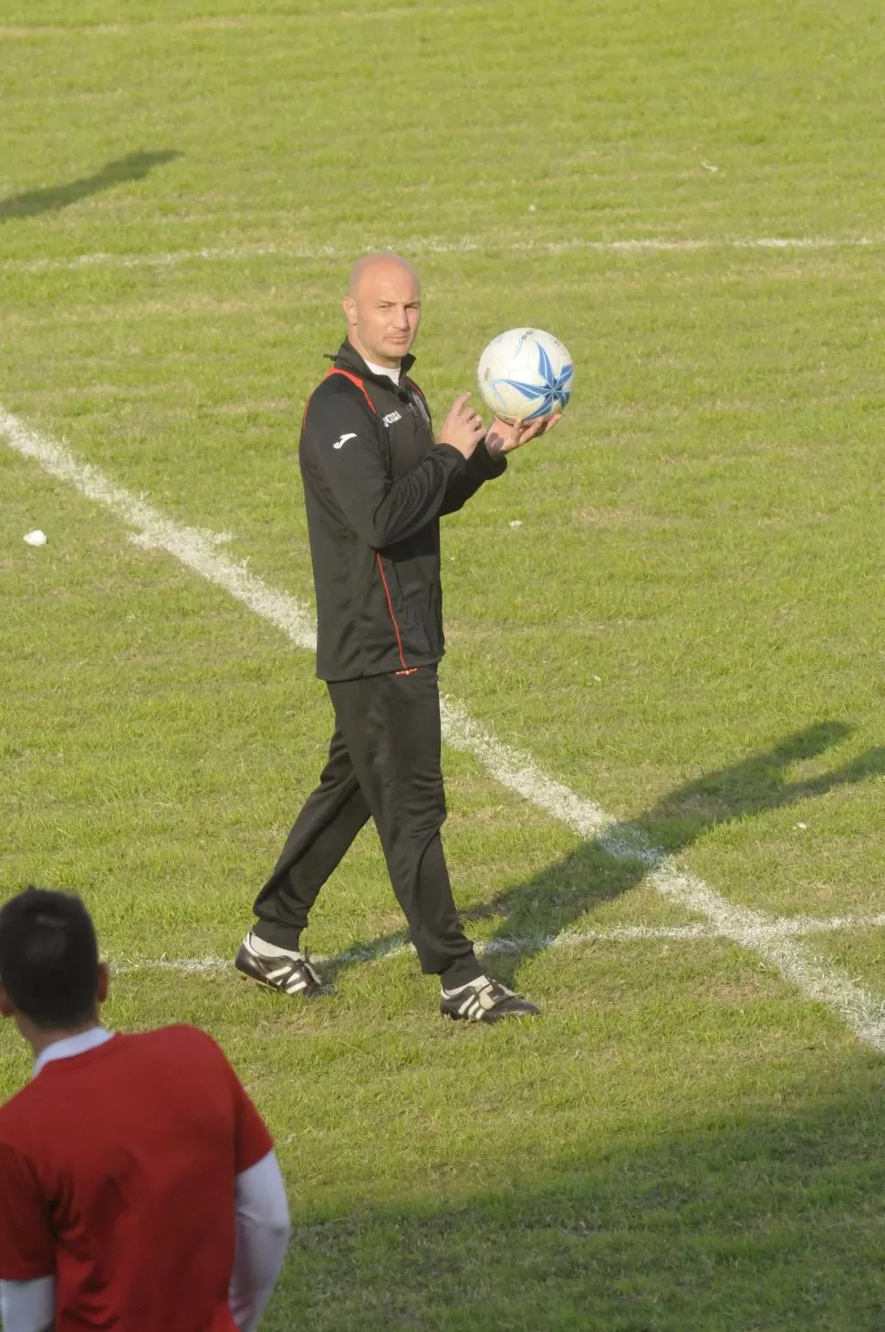 PREOCUPADO. Sebastián Pena acepta que el equipo perdió solidez defensiva. la gaceta / foto de florencia zurita (archivo)