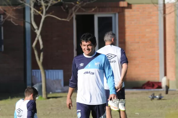 El Pulguita bromeó y apoyó al delantero suspendido de Atlético