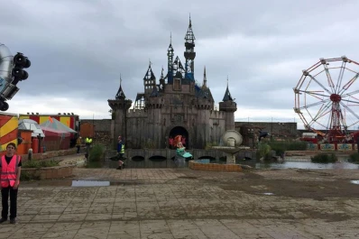 Banksy prepara una parodia de Disneylandia