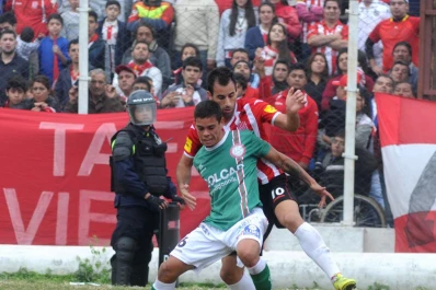 El “expreso” partió hacia Corrientes sin variantes