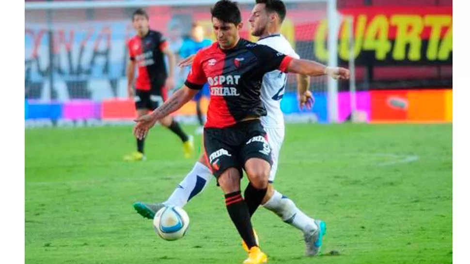 ABURRIERON. Colón y Vélez empataron sin goles. (OLÉ.COM)