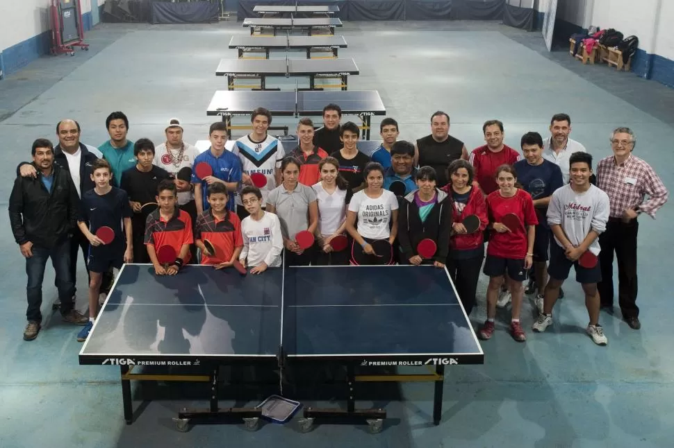 EN EL CENTRO DE ALTO RENDIMIENTO “DECANO”. Los jugadores federados a la Asociación, se capacitan día a día en pos de conseguir más títulos en el futuro.  la gaceta / fotos de diego aráoz