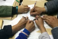 La abundancia de fiscales demoró el inicio de los comicios