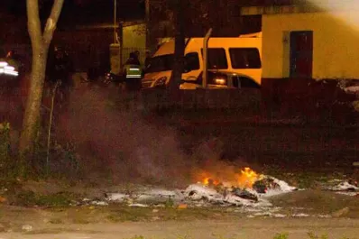Gases lacrimógenos y tensión en una escuela de Alberdi