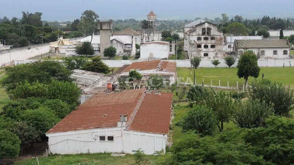 CONTROL PERIMETRAL. Lo que se pretende es que un sistema de cámaras de seguridad custodie los movimientos en los alrededores de la penitenciaria. LA GACETA / FOTO DE JOSÉ NUNO (ARCHIVO)