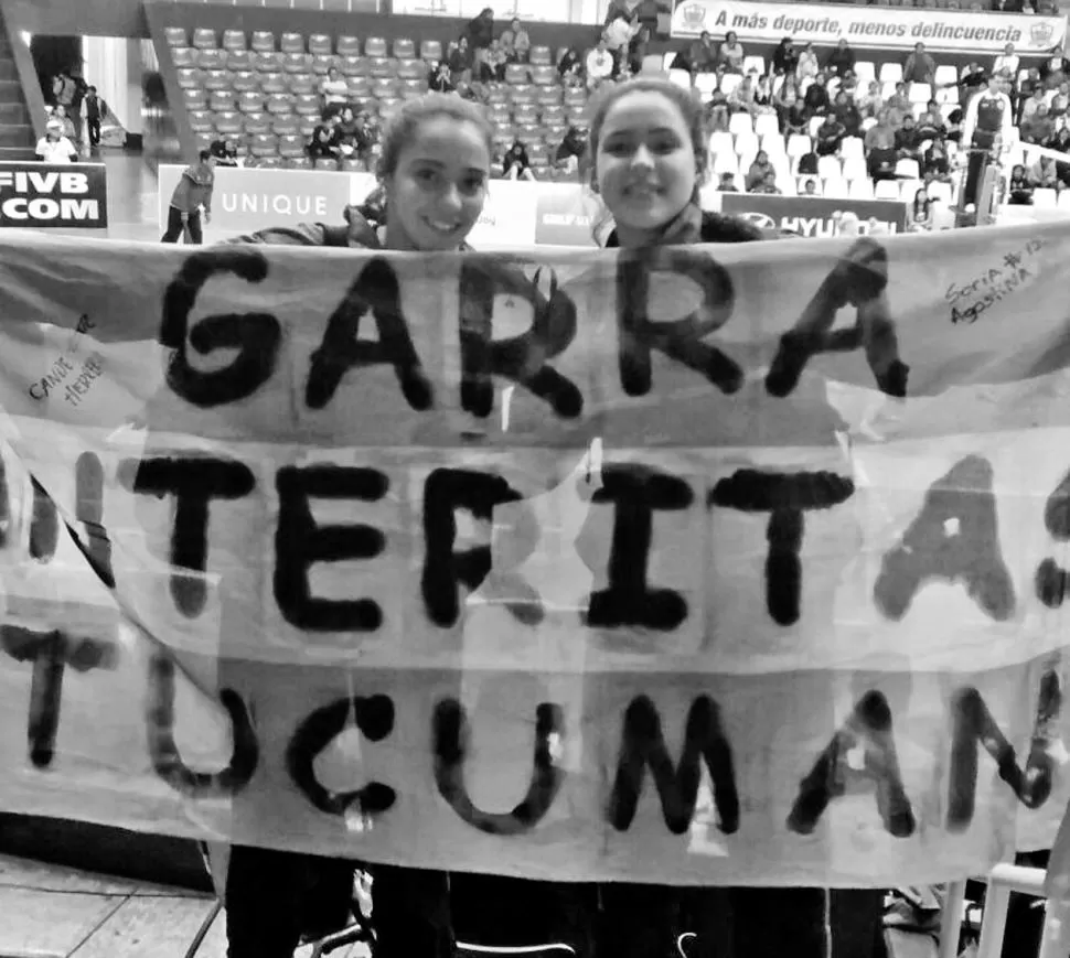 GOLEADORA. Soria se lució elevándose sobre la red.  foto de augusto soriA