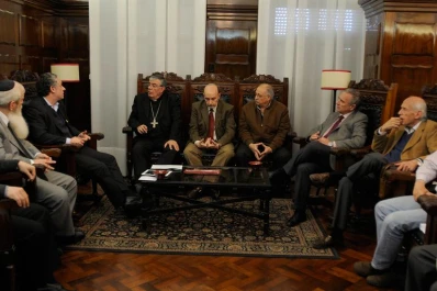 Líderes religiosos y de organizaciones civiles imploran reconciliación y diálogo tras la dura represión de ayer