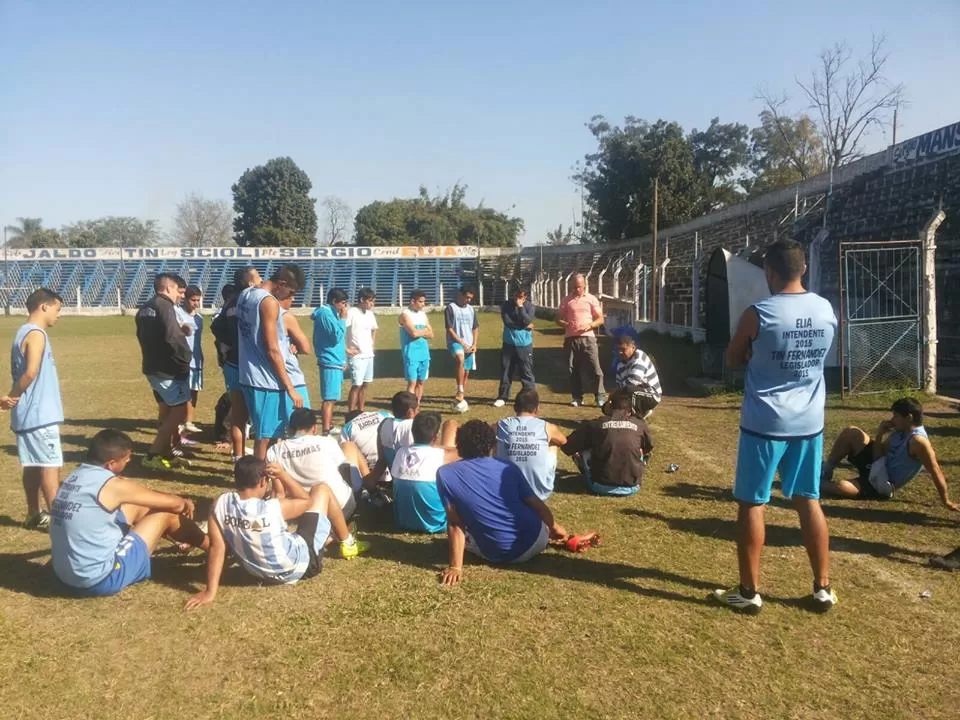 SITUACIÓN COMPLEJA. El plantel hizo pública la realidad que vive. FOTO facebOok de deportivo aguilares