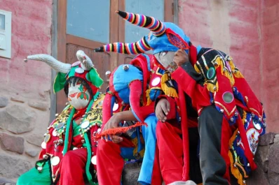 El Tantanakuy festeja sus 40 años de unión y congrega a cientos de hacedores culturales en Humahuaca