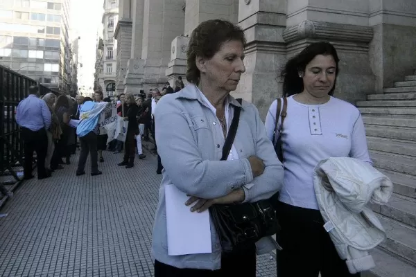 Citan a indagatoria a la madre y a la hermana de Nisman por lavado de activos