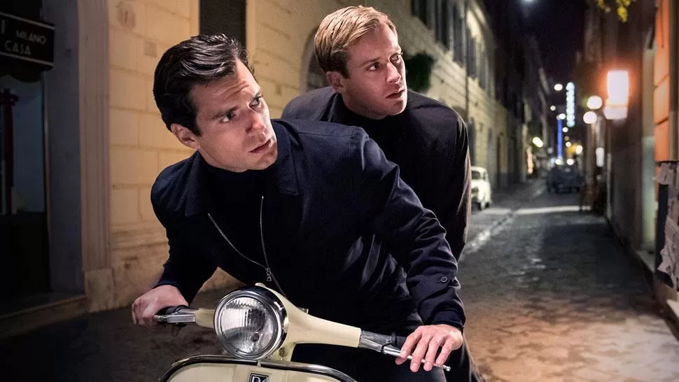 El agente de Cipol: sofisticada, divertida y bien resuelta. Buena