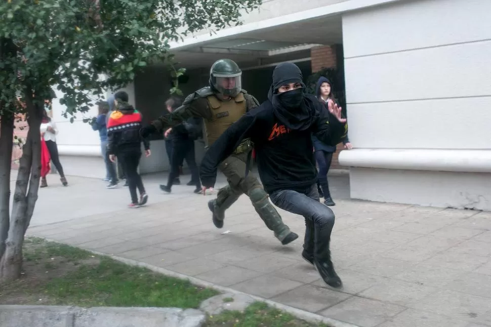  reuters