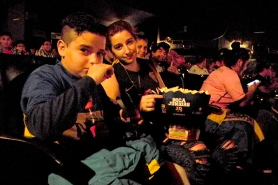 El estreno de la película de Boca movilizó a los hinchas