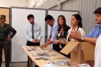Anularon una mesa de Santa Lucía por tener más votos que electores