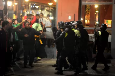 El error político del alperovichismo cabalgó en la plaza