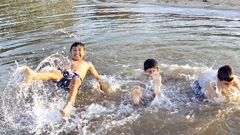 FOTOS DE ELLIBERAL.COM.AR