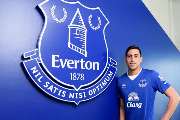 Everton le dio la bienvenida a Funes Mori