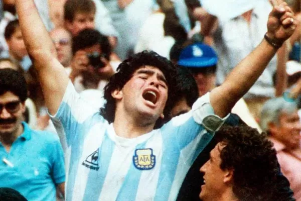 Una camiseta de la Selección y otra de Boca, entre las más lindas de la historia del fútbol