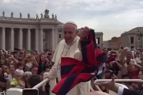 Ganamos seguro le dijo el Papa Francisco a un hincha de San Lorenzo