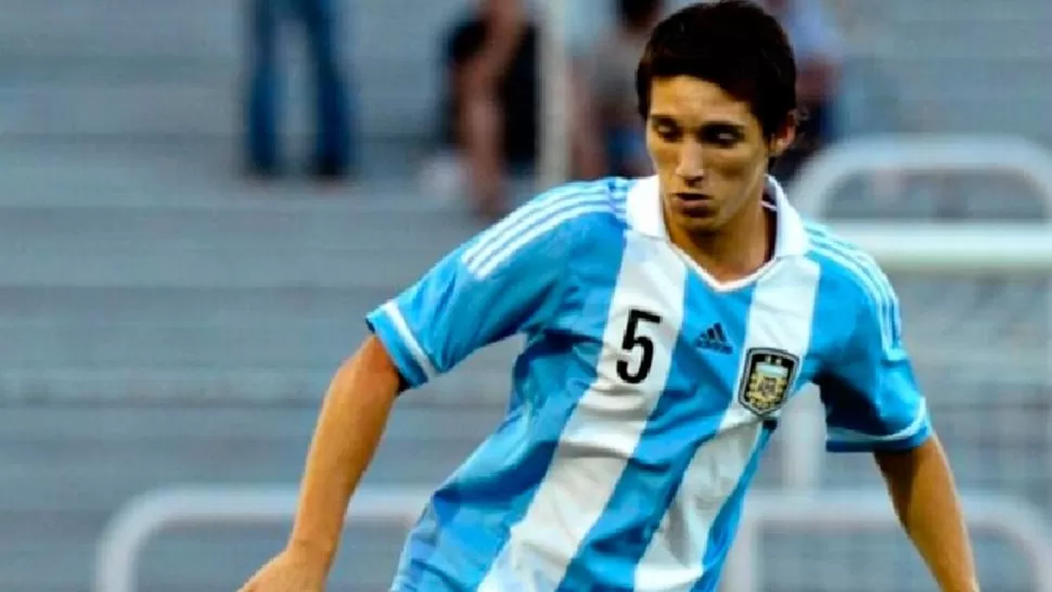 AHORA CON LA MAYOR. Matías Kranevitter lució ya la Albicleste con el Sub20 en 2013. Mañana estará frente a Bolivia.
FOTO TOMADA DE www.afa.org.ar