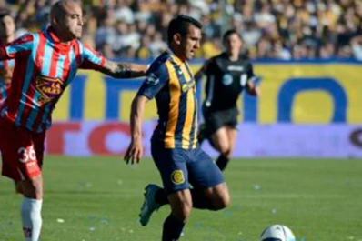 Le costó más de la cuenta, pero Central ganó y da pelea