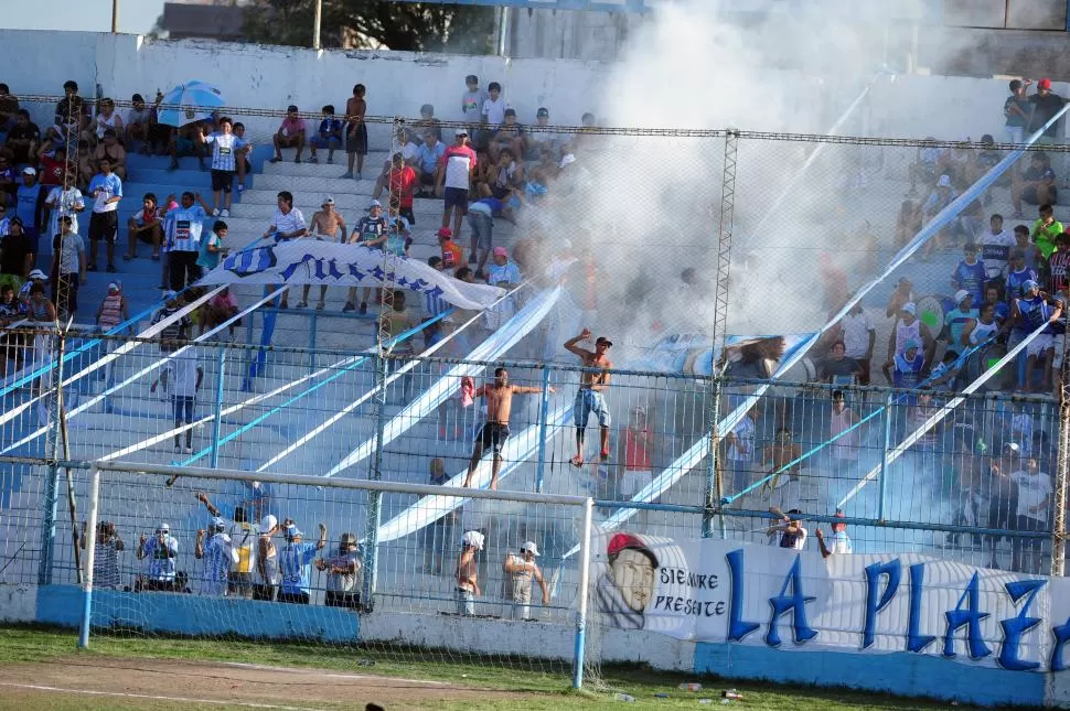 UN PROBLEMA. Por culpa de sus simpatizantes, los “leones” no pueden jugar en su estadio desde hace varios meses. la gaceta / foto de antonio ferroni