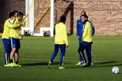 Arruabarrena: “Tevez quiere jugar”