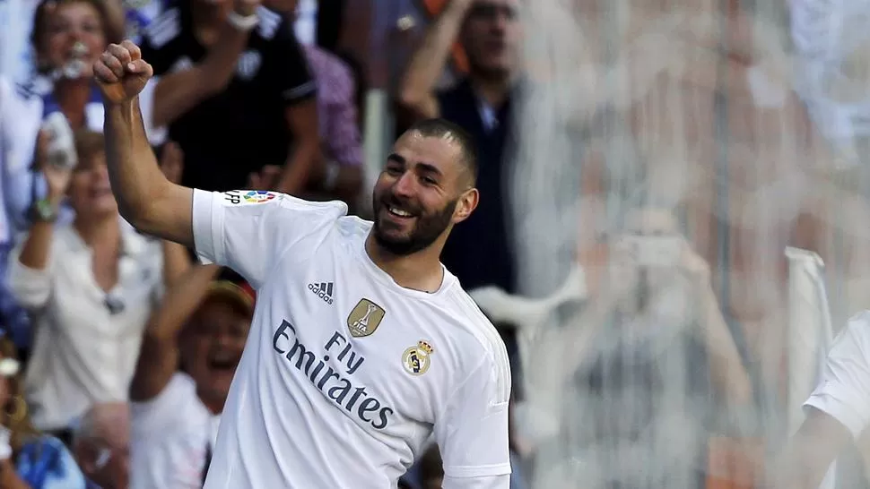 FELIZ. Benzema anotó el único gol del partido. (REUTERS)