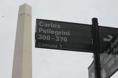 El Obelisco se quedó sin cúpúla