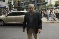 Buzzi sorprendió y fue al acto oficialista