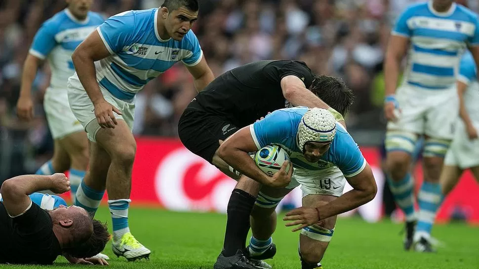 DEBUT Y DESPEDIDA. Galarza tuvo una buena actuación ante All Blacks, pero la sanción lo privará de continuar en el torneo. PRENSA UAR