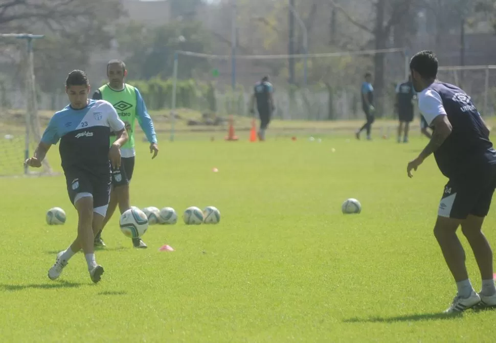 SIEMPRE LISTO. Valdez agradece el apoyo del plantel y del cuerpo técnico. Está en el mejor momento de su vida. la gaceta / foto de antonio ferroni (archivo)