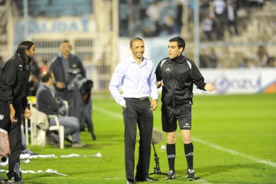 Azconzábal: feliz, pero bien cauto