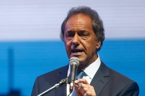 “Busquen un voto a favor del país”, recomendó Scioli