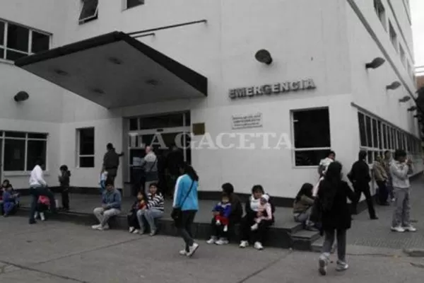 Una pelea entre un papá y un guardia alteró la madrugada en el Hospital de Niños