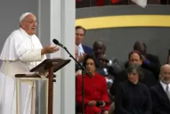 Francisco a los inmigrantes: no se avergüencen nunca de sus tradiciones